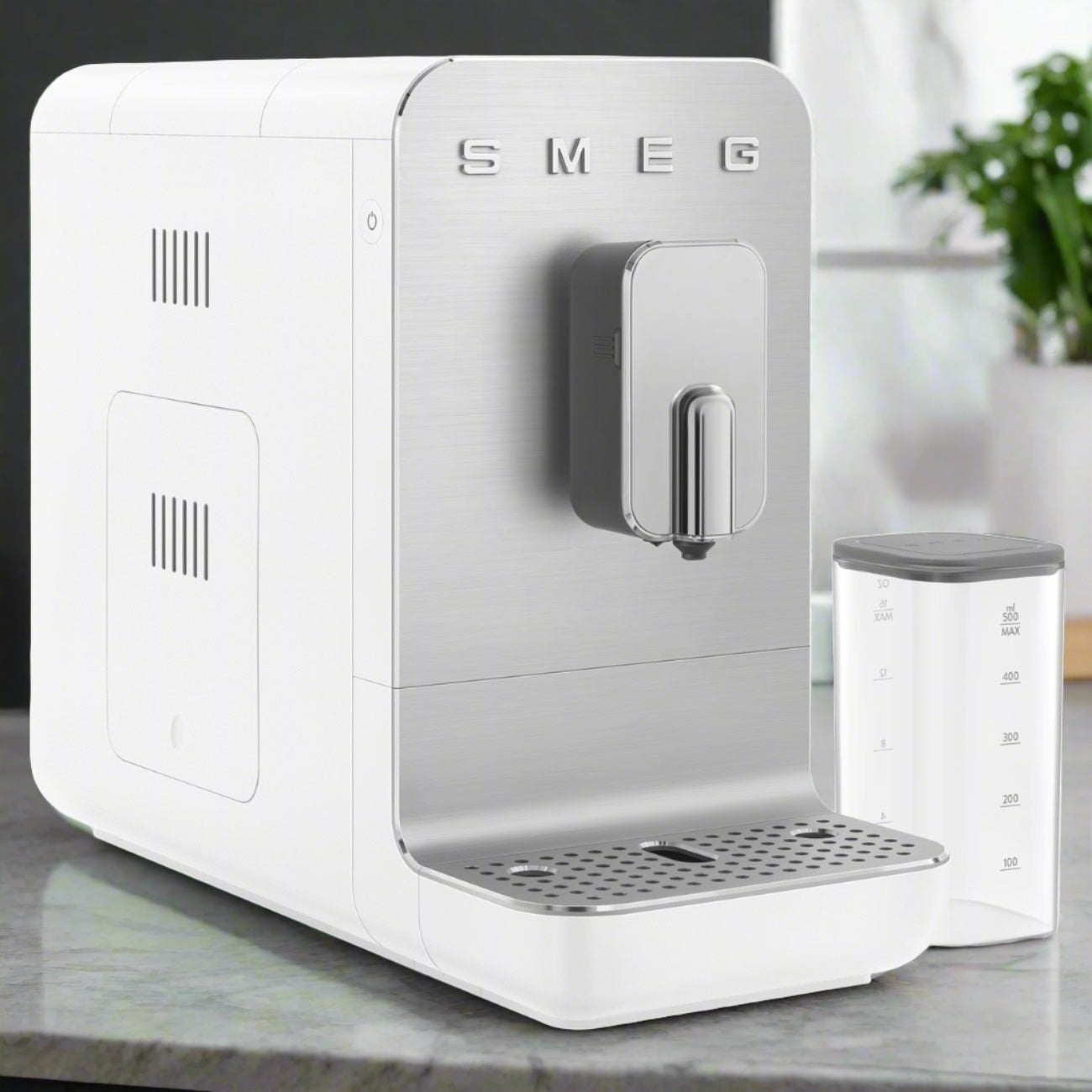 Smeg BCC13 with Milk Coffee Machine